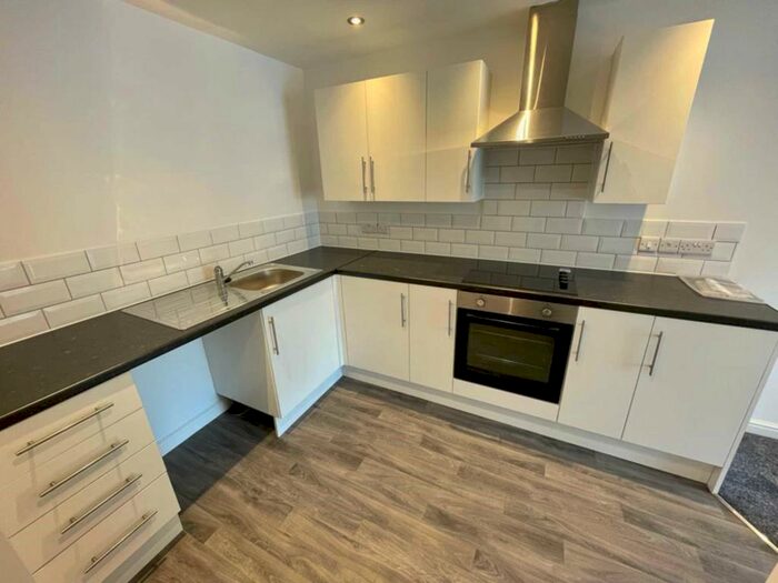 2 Bedroom End Of Terrace House To Rent In Mission Place, Long Leys Road, LN1