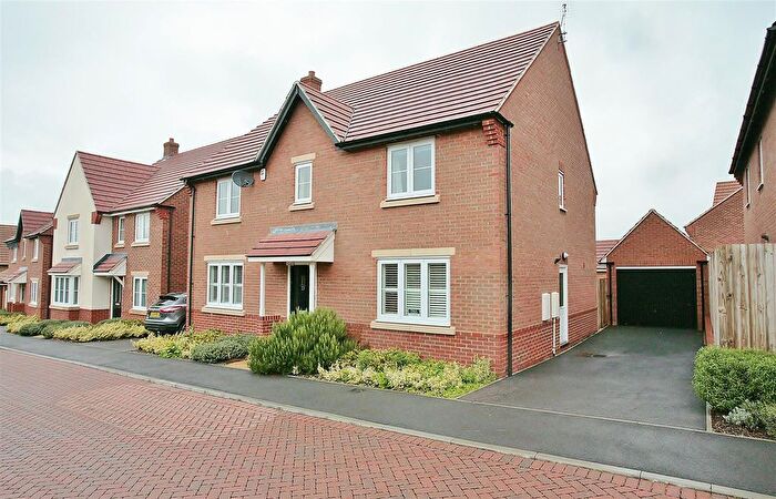 4 Bedroom Detached House To Rent In Ash Way, Didcot, Oxfordshire, OX11