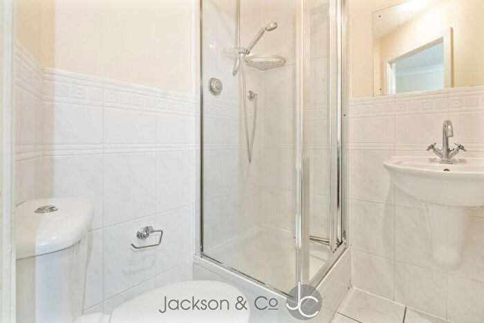 2 Bedroom Apartment To Rent In Quayside Drive, Colchester, CO2