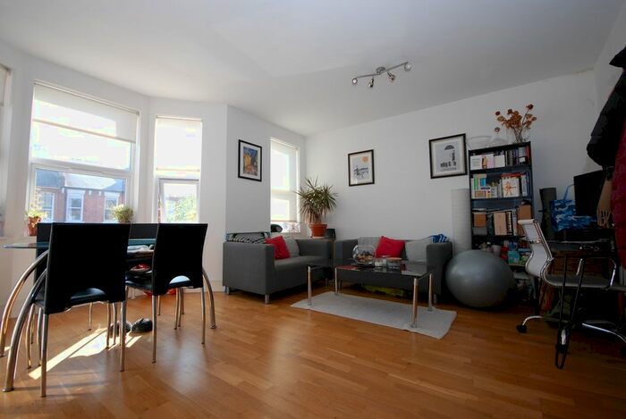 2 Bedroom Flat To Rent In Stockfield Road, Streatham Hill, SW16