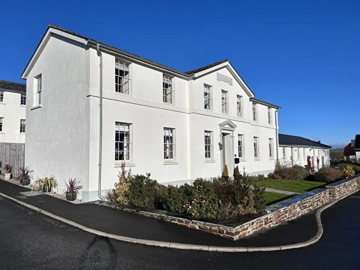 4 Bedroom Detached House For Sale In South Molton, EX36