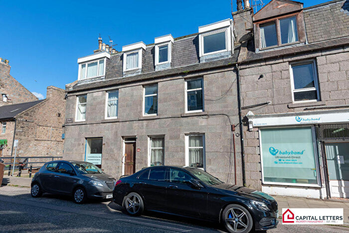 2 Bedroom Flat To Rent In George Street, City Centre, Aberdeen, AB25