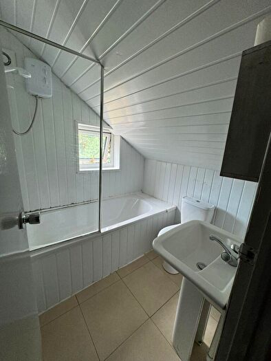 9 Bedroom Terraced House To Rent In Oak Tree Lane, Birmingham, B29