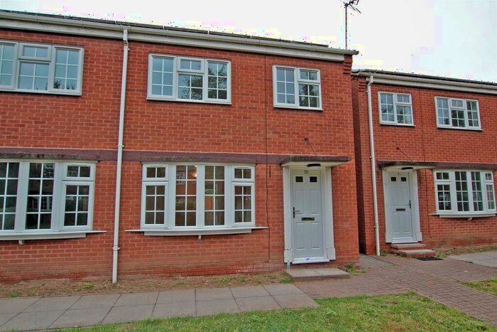 3 Bedroom Town House To Rent In Macmillan Close, Mapperley, Nottingham, NG3