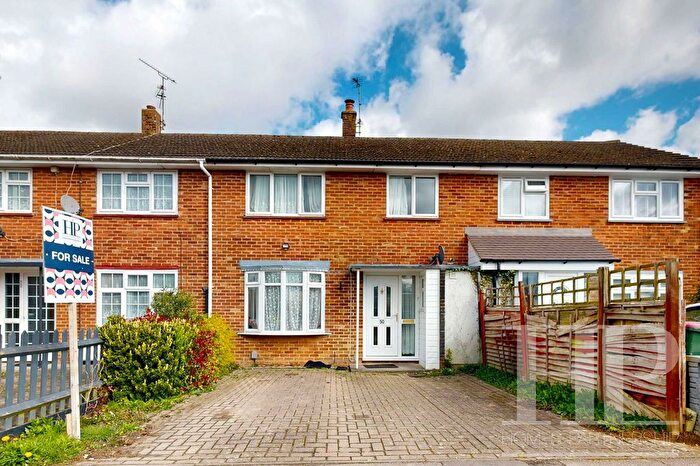 3 Bedroom Terraced House For Sale In Cherry Lane, Crawley, RH11