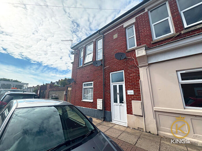 2 Bedroom Terraced House To Rent In Copythorn Road, PO3