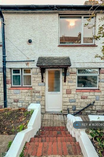 5 Bedroom Terraced House To Rent In Mafeking Road, Brighton, BN2