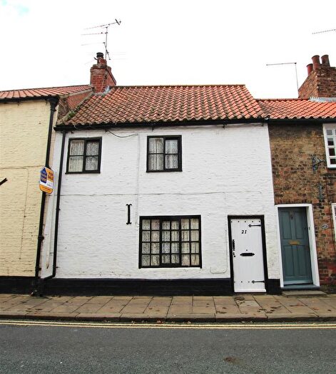 1 Bedroom Terraced House For Sale In Souttergate, Hedon, Hull, HU12