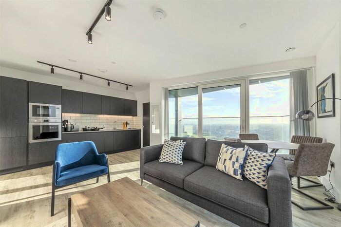 2 Bedroom Flat To Rent In Portal Way, London, W3