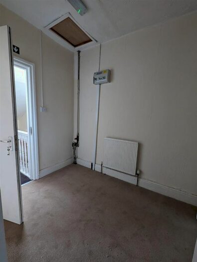 1 Bedroom Flat To Rent In Lichfield Road, Walsall, WS4