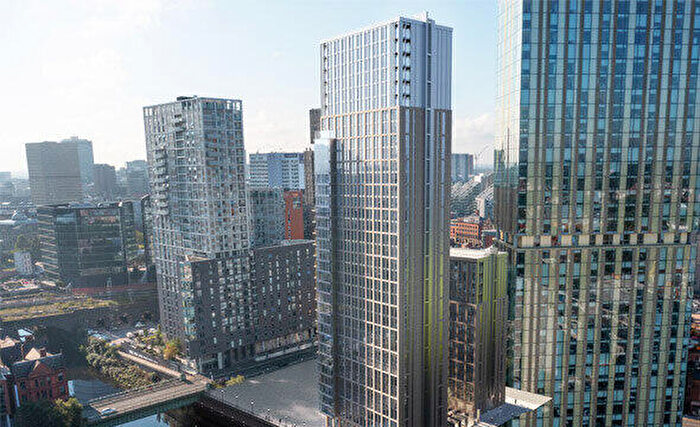 3 Bedroom Apartment To Rent In Embankment Exchange, Greengate, M3