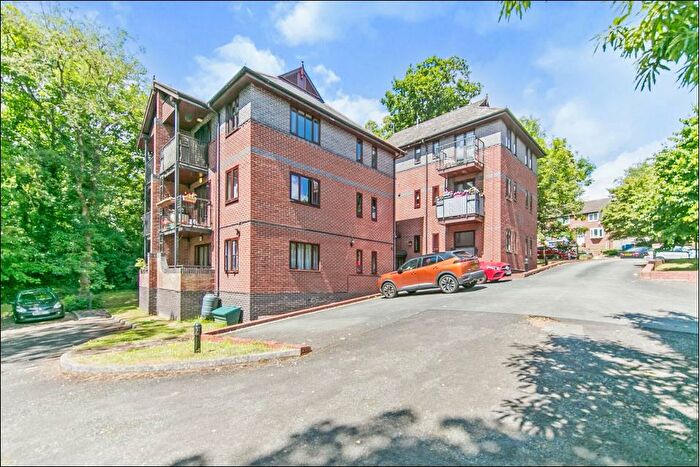 2 Bedroom Flat To Rent In Acer Grove, Ipswich, IP8