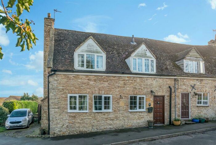 3 Bedroom Character Property For Sale In Rookery Lane, Newbold On Stour, CV37