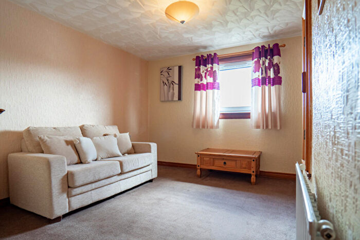 3 Bedroom Terraced House For Sale In Suilven Way, Inverness, IV3