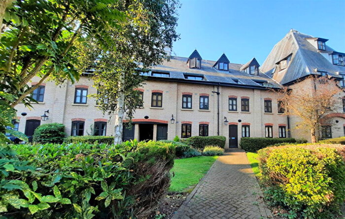 1 Bedroom Apartment For Sale In River Meads, Stanstead Abbotts, SG12