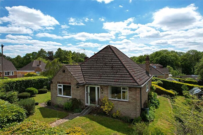 3 Bedroom Bungalow For Sale In Farnham Park Close, Farnham, Surrey, GU9