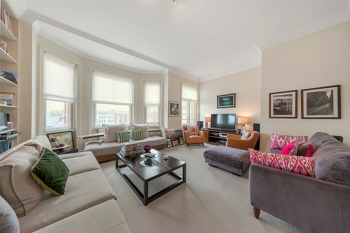 4 Bedroom Flat To Rent In Earl's Court Square, London, SW5