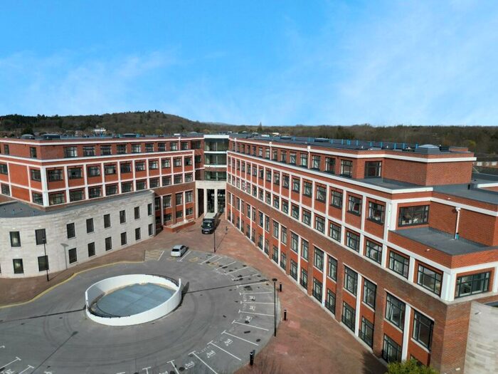 1 Bedroom Apartment To Rent In Surrey, KT16