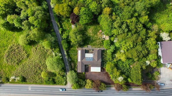 4 Bedroom Bungalow For Sale In Bickershaw Lane, Bickershaw, WN2
