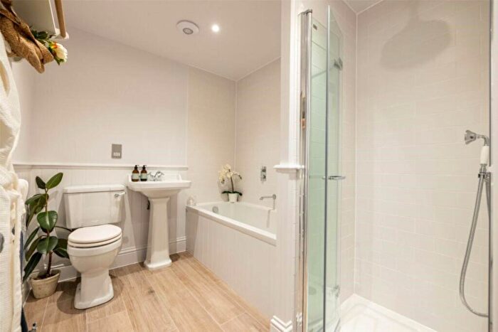 4 Bedroom Town House To Rent In Baltonsborough, BA6