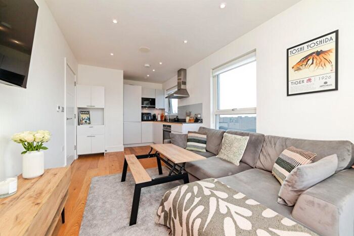 1 Bedroom Flat For Sale In Broadwater Road, Welwyn Garden City, AL7