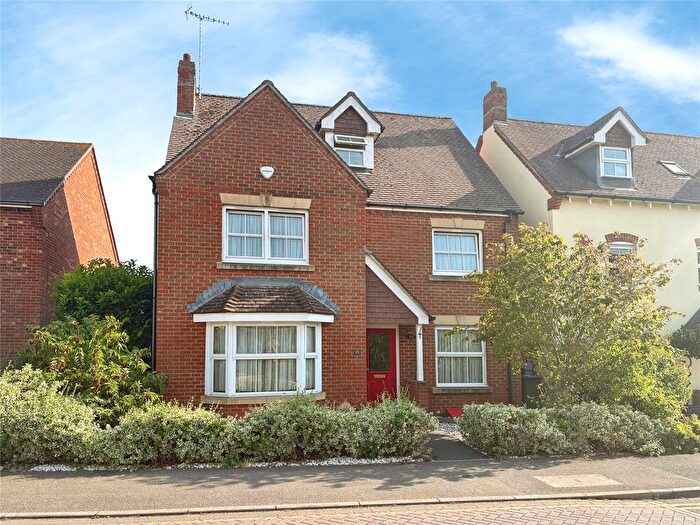 4 Bedroom Detached House For Sale In Bramley Way, Angmering, West Sussex, BN16