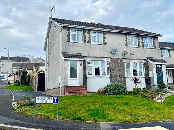 3 Bedroom Semi-Detached House For Sale In Ty Gwyn Drive, Brackla, Bridgend County Borough, CF31