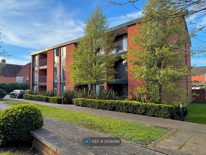 2 Bedroom Flat To Rent In Liana Gardens, Wolverhampton, WV2