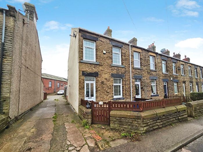 2 Bedroom Terraced House For Sale In Sheffield Road, Penistone, Sheffield, S36