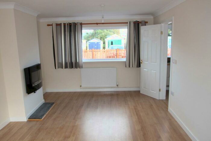 3 Bedroom House To Rent In Maes Piode, Llandybie, Ammanford, SA18