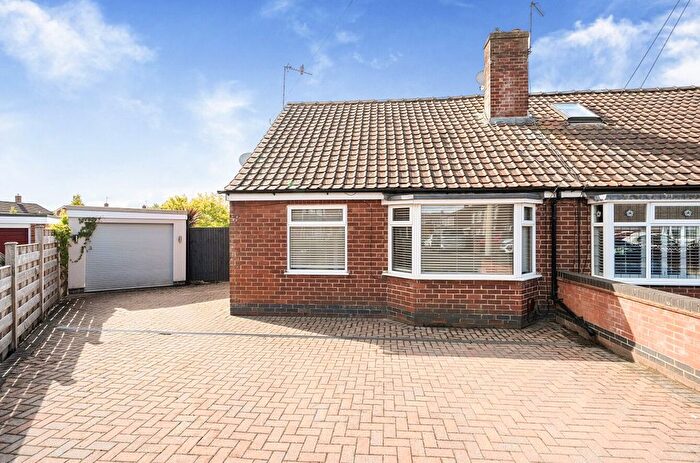 3 Bedroom Semi Detached Bungalow For Sale In Elm Grove, York, YO31