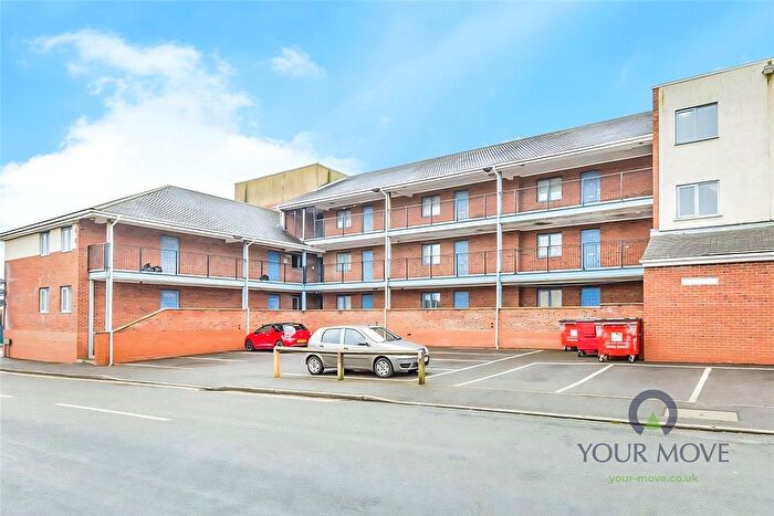 2 Bedroom Flat To Rent In Gregory Street, Stoke-On-Trent, Staffordshire, ST3