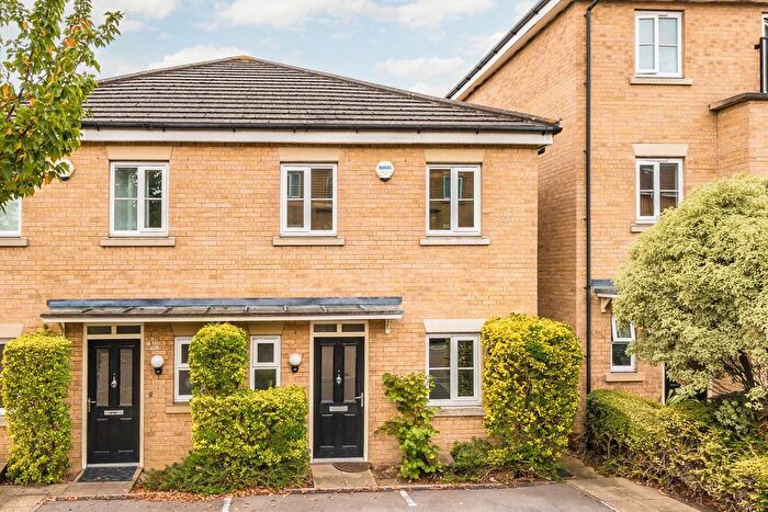 3 Bedroom Property To Rent In Herbert Place, Isleworth, TW7