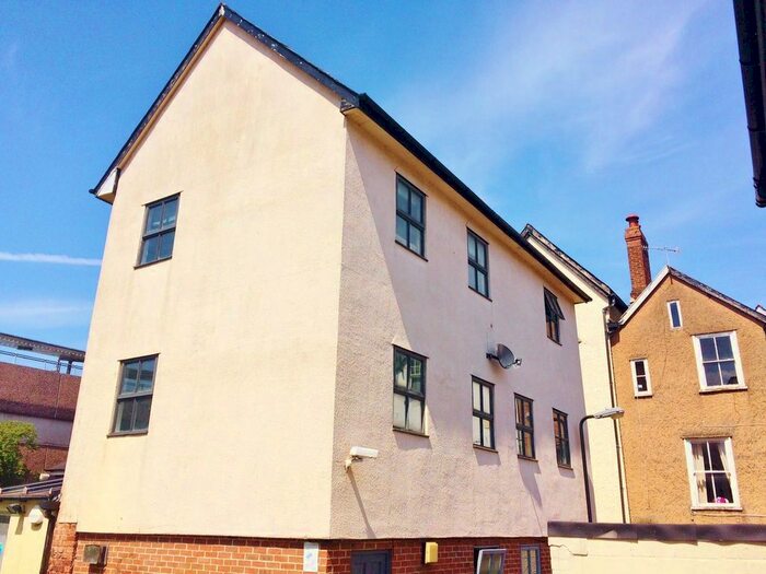 1 Bedroom Flat To Rent In North Street, Exeter City Centre, EX4