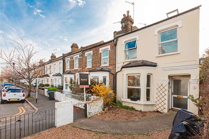 3 Bedroom Flat For Sale In William Road, Wimbledon, SW19