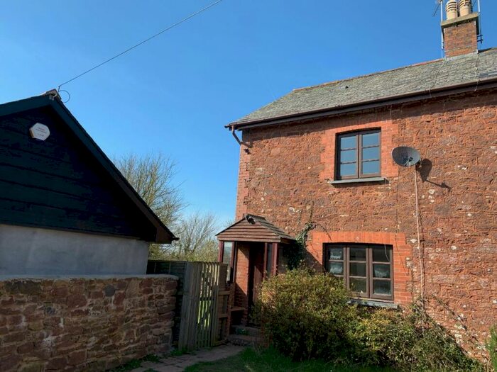 2 Bedroom Semi-Detached House To Rent In Exbourne, EX20