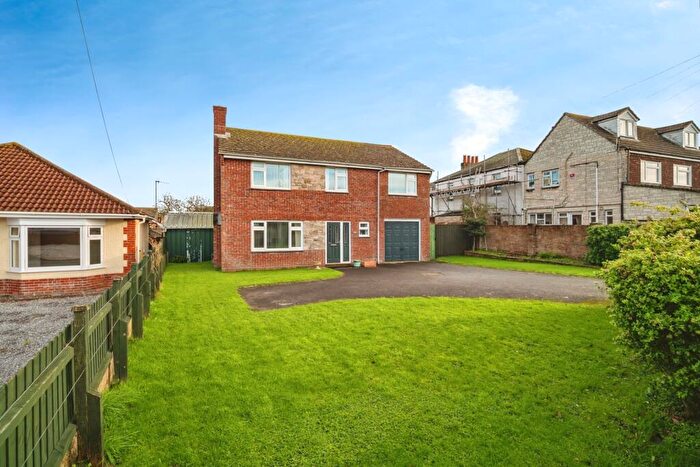 5 Bedroom Detached House For Sale In Chickerell Road, Chickerell, Weymouth, Dorset, DT3