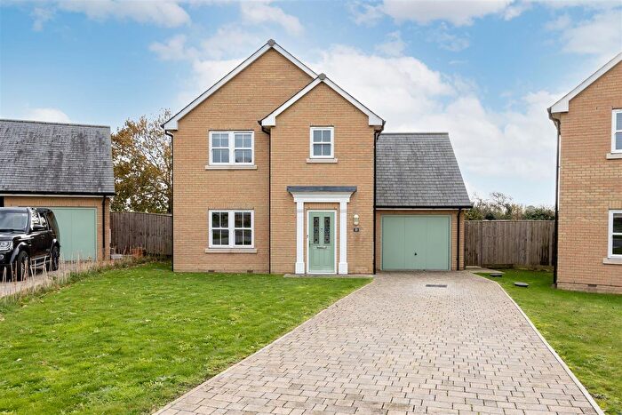 3 Bedroom Detached House To Rent In Yarmouth, Isle Of Wight, PO41