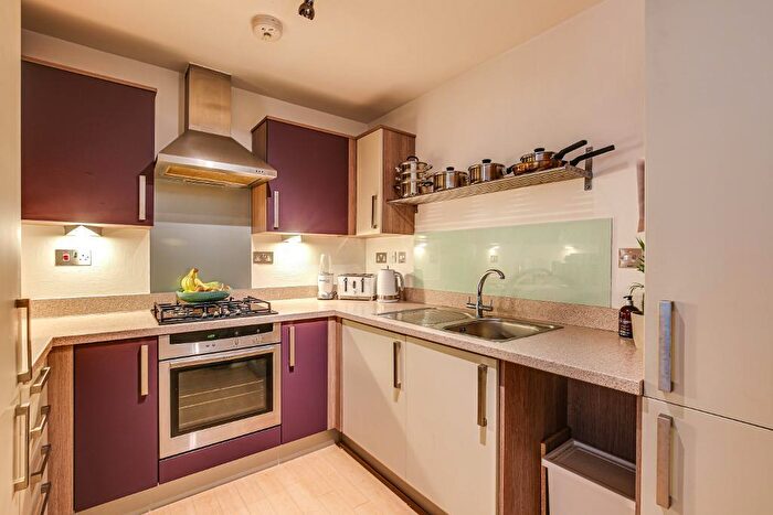 1 Bedroom Flat For Sale In Sanderstead Road, Sanderstead, Surrey, CR2