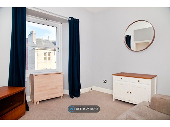 1 Bedroom Flat To Rent In Albert Street, Edinburgh, EH7