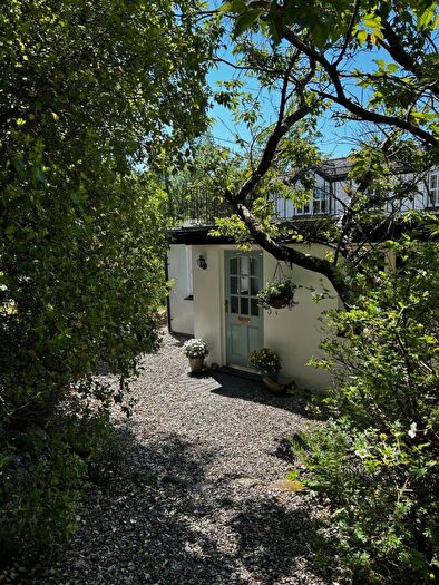 5 Bedroom Detached House For Sale In Felin Hen Road, Bangor, LL57