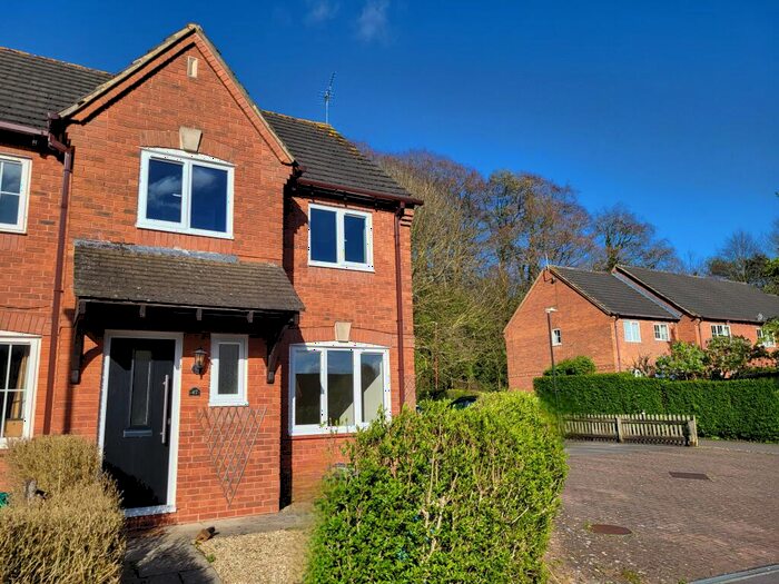 3 Bedroom House To Rent In Hudson Way, Swindon, SN25