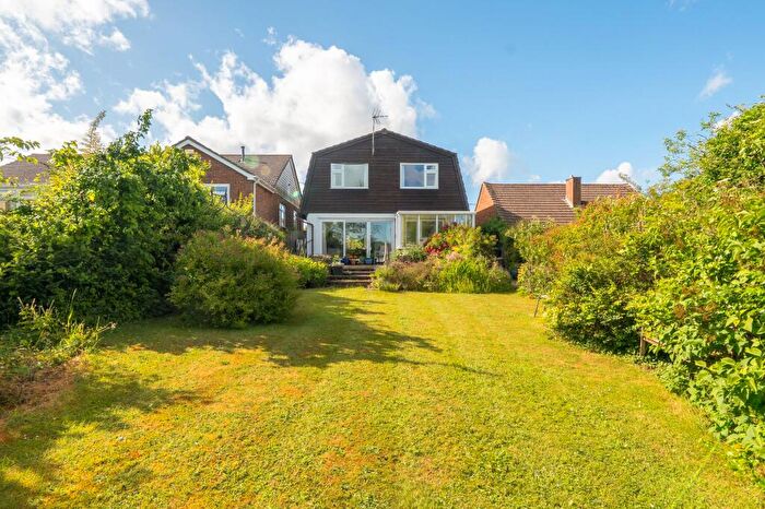 3 Bedroom Detached House For Sale In Dog Kennel Lane, Lyminge, CT18