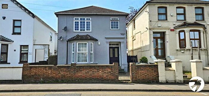 2 Bedroom Detached House To Rent In Highfield Road, Dartford, Kent, DA1
