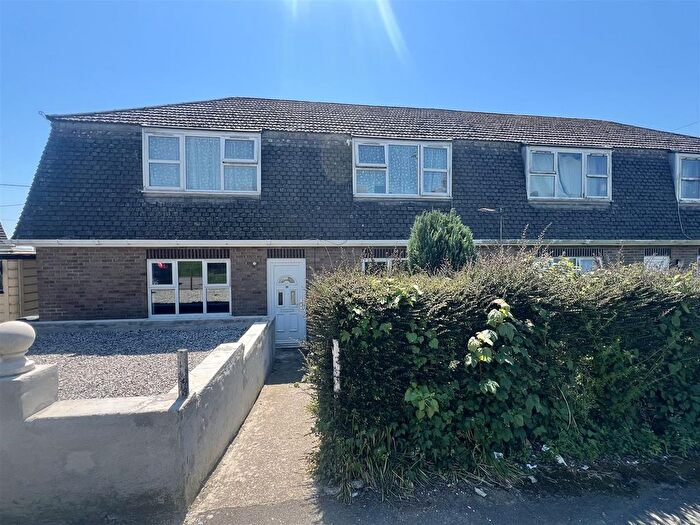 3 Bedroom Semi-Detached House For Sale In Landrew Road, St. Austell, PL25