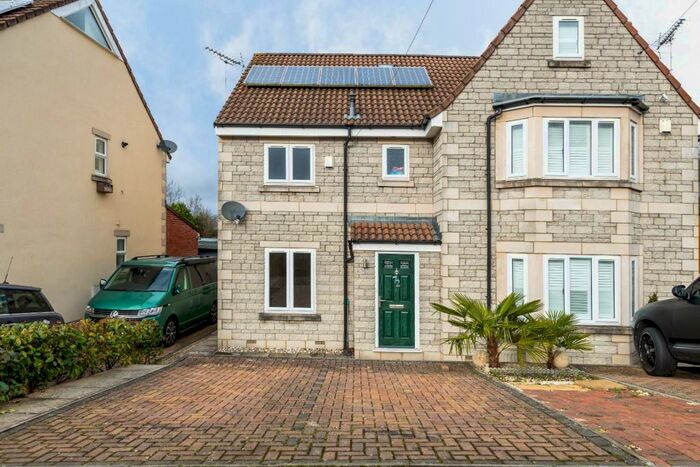 4 Bedroom Semi-Detached House To Rent In Holly Lodge Road, Speedwell, Bristol, BS5