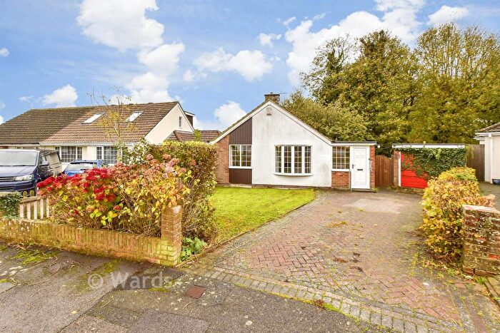 2 Bedroom Detached Bungalow For Sale In Courtland Avenue, Whitfield, Dover, Kent, CT16