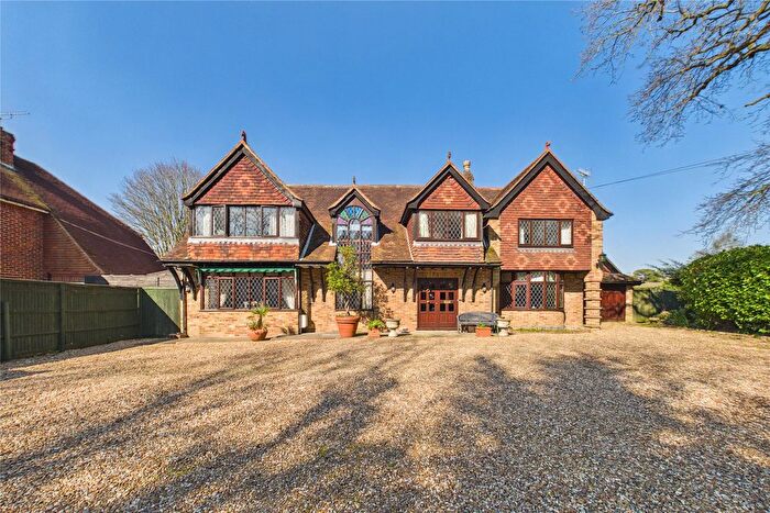 6 Bedroom Detached House For Sale In Arbor Lane, Winnersh, Wokingham, Berkshire, RG41