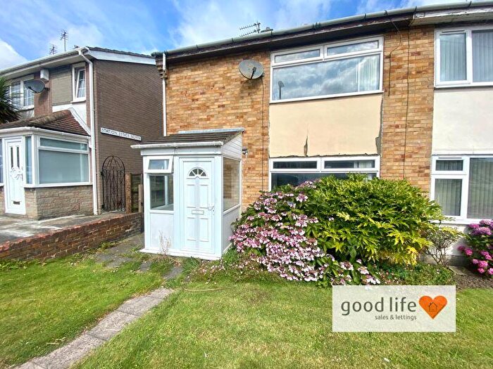 2 Bedroom Semi-Detached House For Sale In Station Estate North, Seaham, SR7