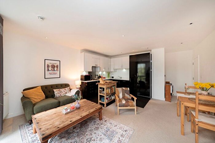 2 Bedroom Flat For Sale In Norman Road, Greenwich, SE10